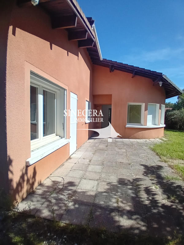 Maison - 180 m² - 5 pièces