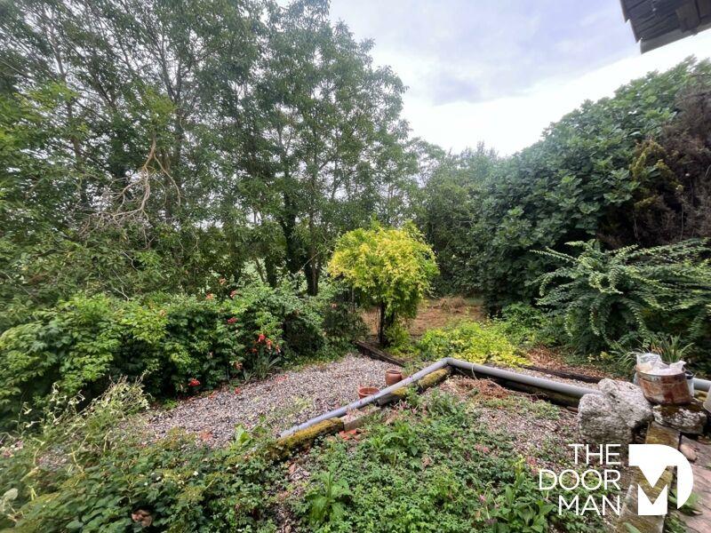 Maison de maîtres - 310 m² - 10 pièces