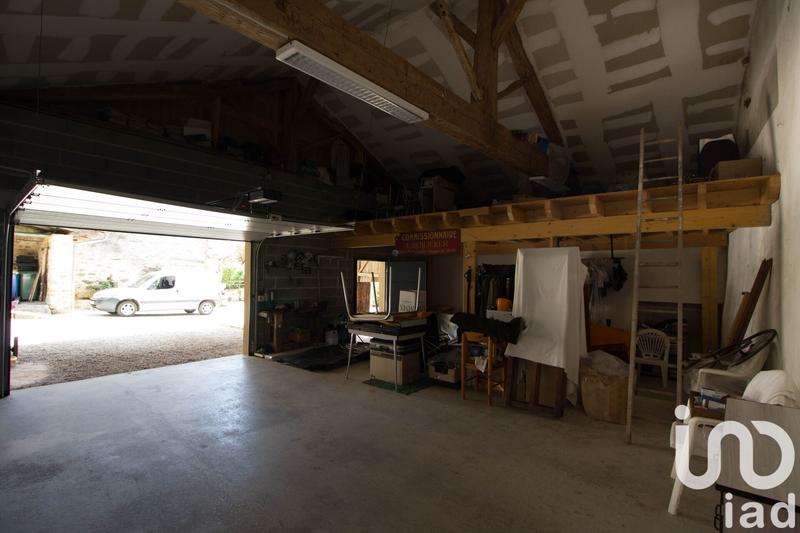 Maison - 249 m² - 7 pièces