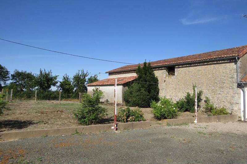 Maison - 79 m² - 6 pièces