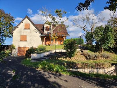 Maison - 155 m² - 6 pièces