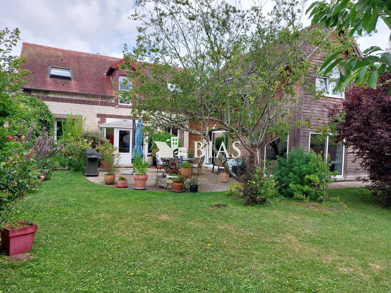 Maison ancienne - 225 m² - 7 pièces