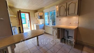 Maison - 108 m² - 5 pièces