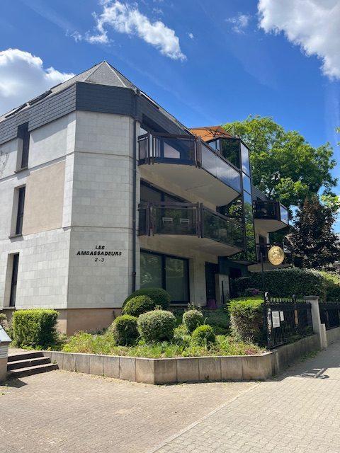 Appartement - 170 m² - 5 pièces