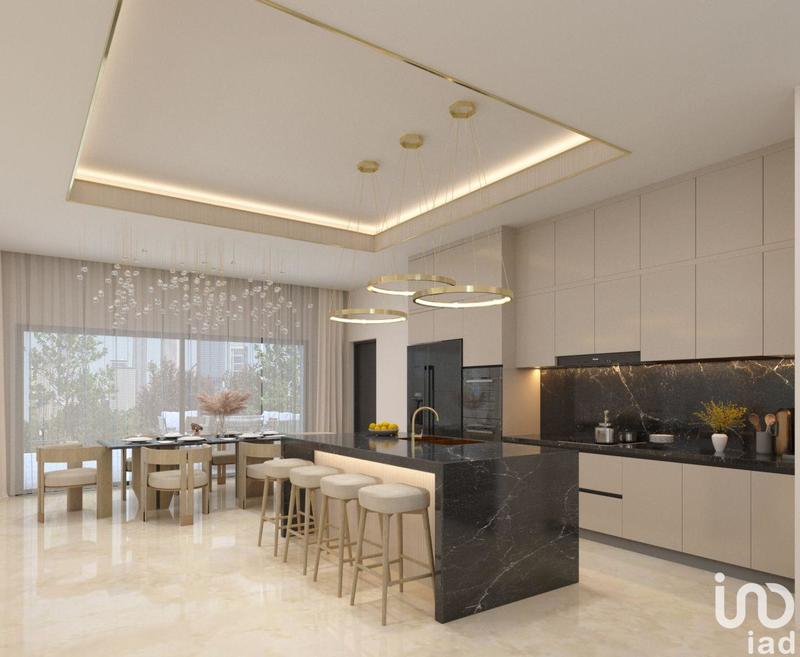 Maison - 215 m² - 6 pièces