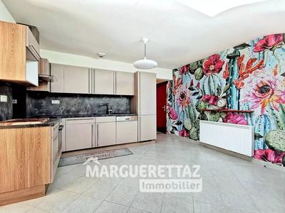 Appartement - 80 m² - 4 pièces