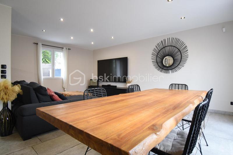 Maison - 101 m² - 4 pièces