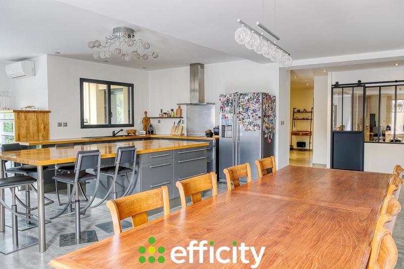 Appartement - 137 m² - 4 pièces