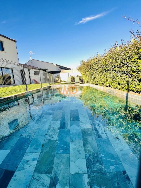 Maison - 104 m² - 4 pièces