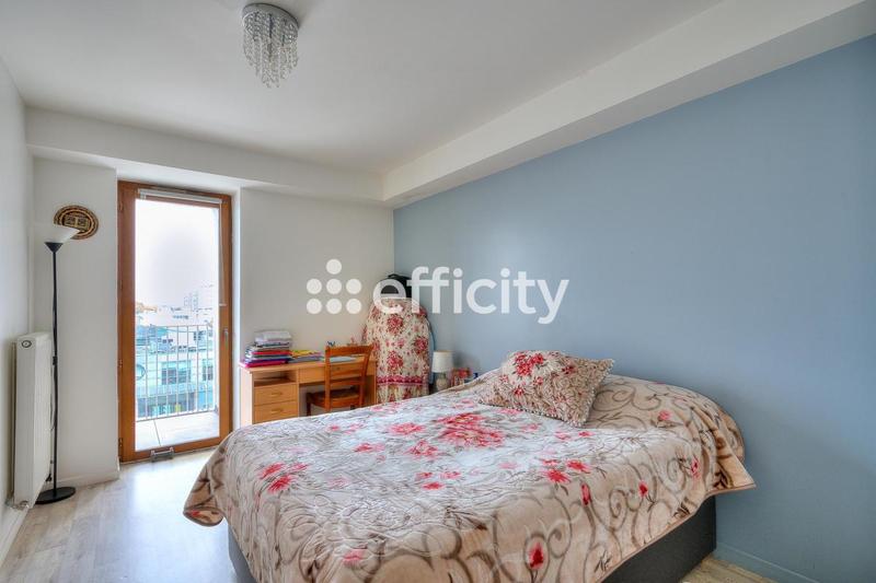 Appartement - 70 m² - 4 pièces