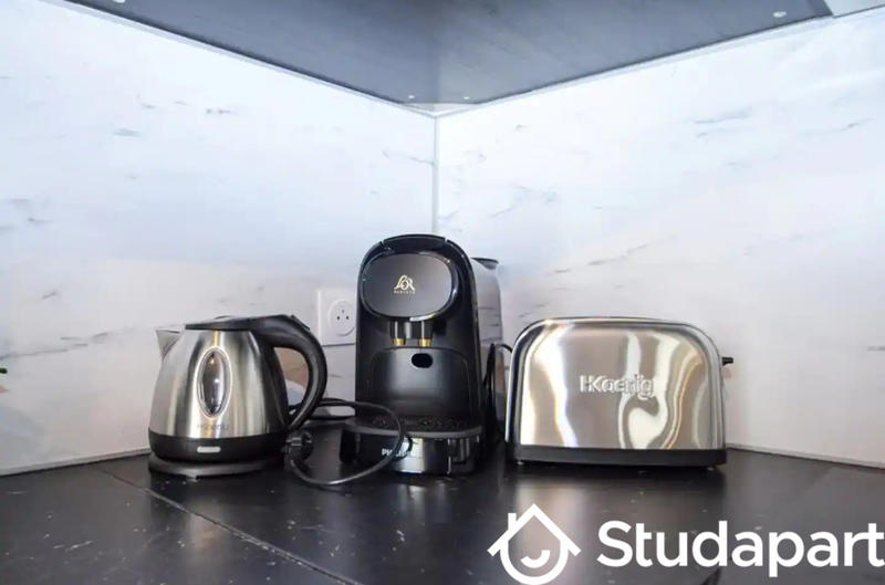 Chambre - 12 m² - 1 pièce