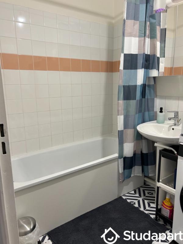 Chambre - 12 m² - 1 pièce