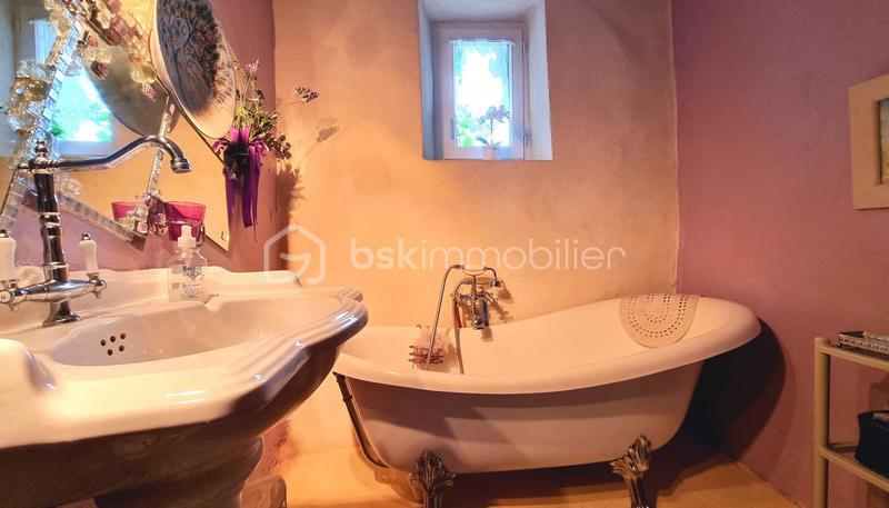 Maison de village - 190 m² - 7 pièces