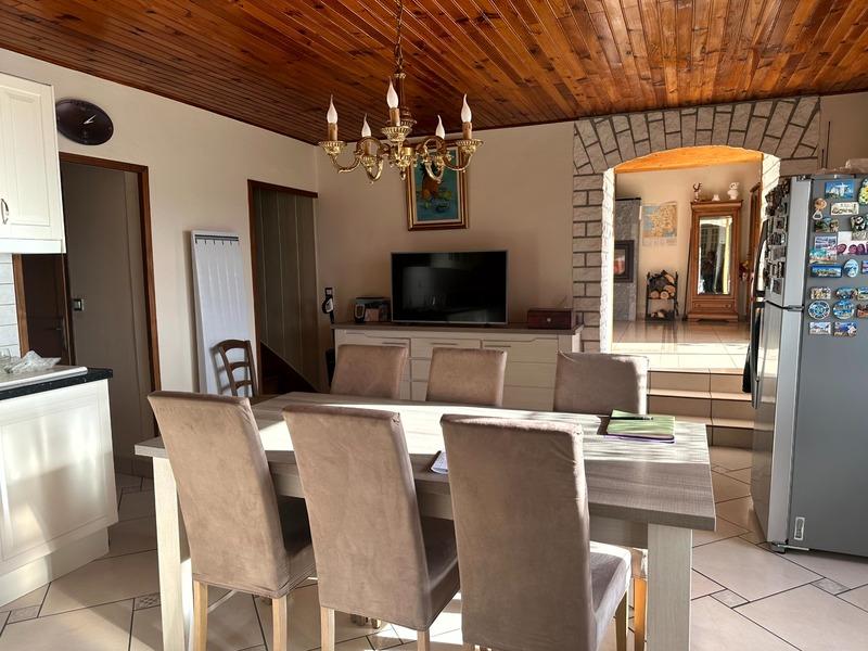 Maison de village - 160 m² - 8 pièces