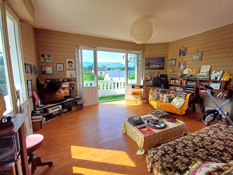 Maison ancienne - 233 m² - 8 pièces