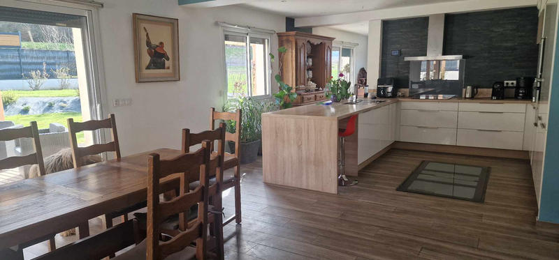 Villa - 152 m² - 6 pièces