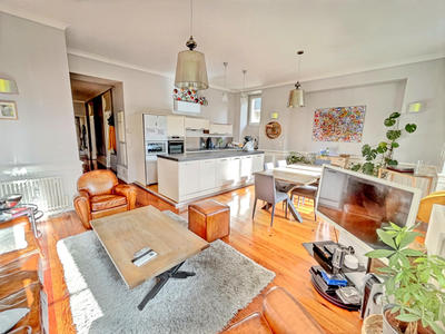 Appartement - 96 m² - 3 pièces