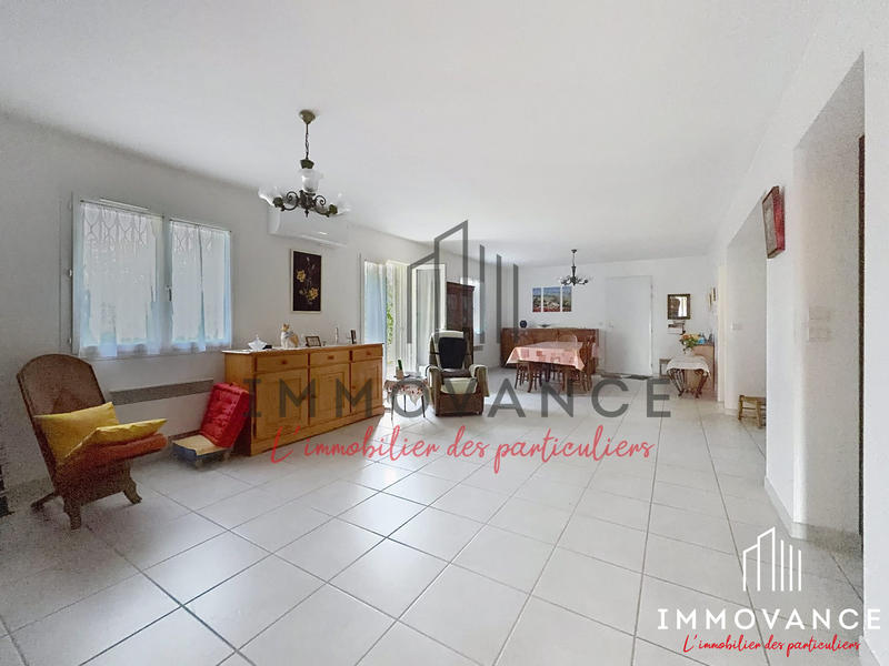 Villa - 200 m² - 6 pièces