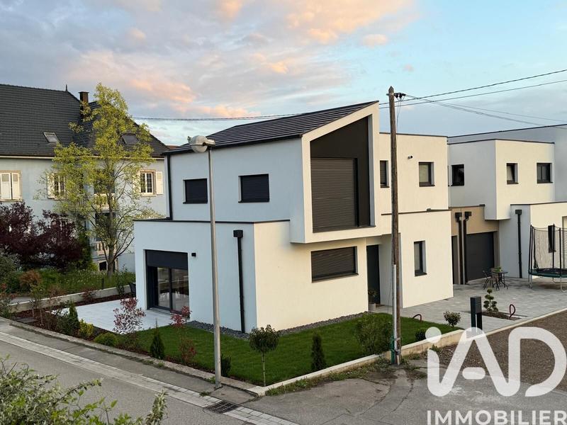 Maison de maîtres - 109 m² - 4 pièces