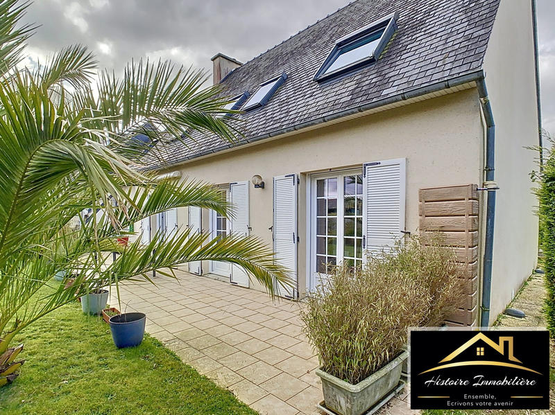 Maison traditionnelle - 125 m² - 8 pièces