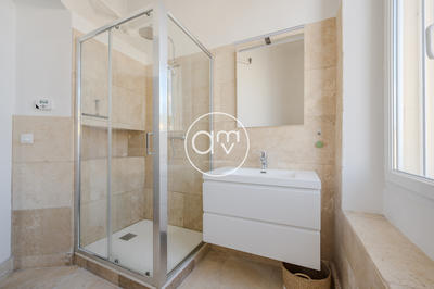 Appartement - 81 m² - 3 pièces