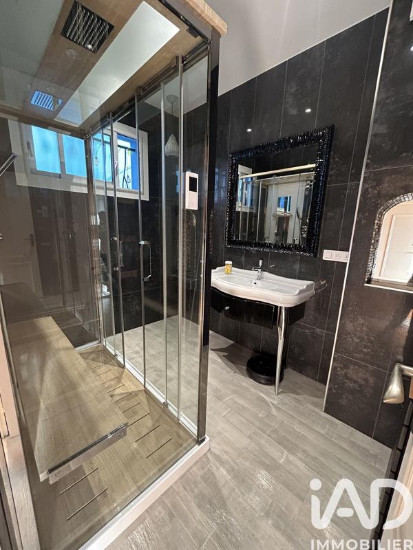 Maison - 160 m² - 5 pièces