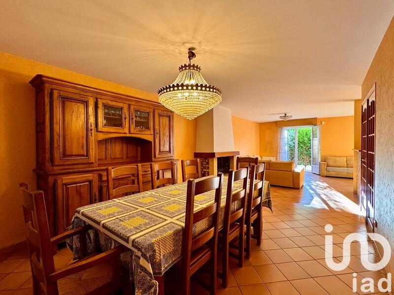 Maison - 170 m² - 6 pièces