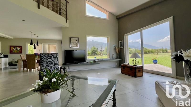 Maison - 275 m² - 7 pièces