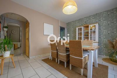 Maison - 91 m² - 5 pièces