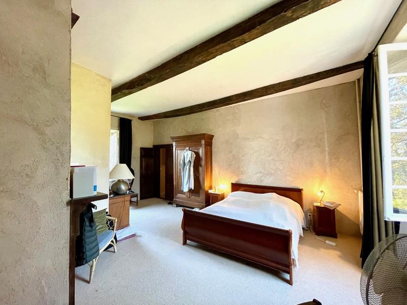 Maison - 253 m² - 8 pièces