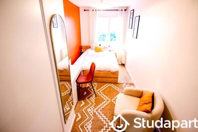 Chambre - 10 m² - 1 pièce