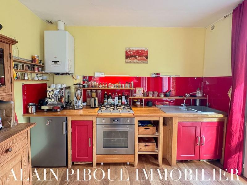 Maison traditionnelle - 111 m² - 5 pièces