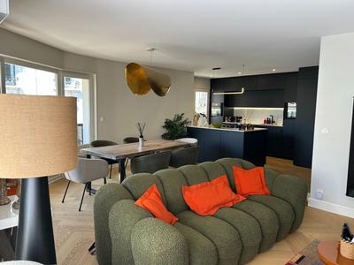 Appartement - 91 m² - 3 pièces