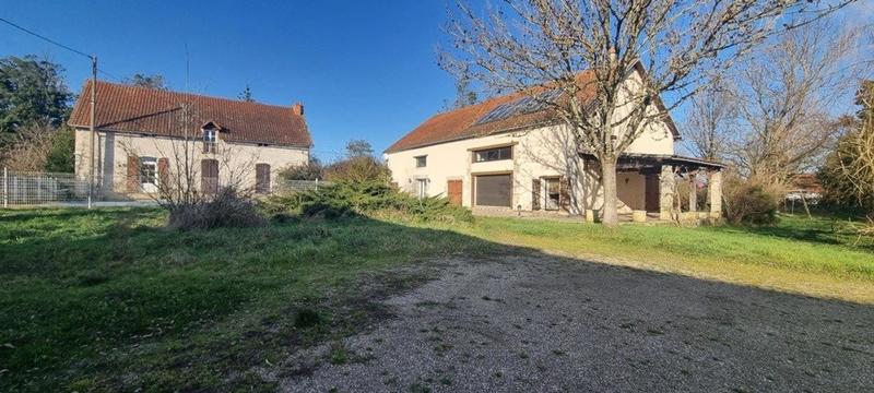 Maison - 390 m² - 10 pièces