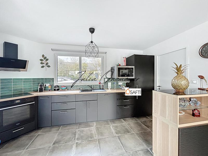 Maison - 100 m² - 5 pièces