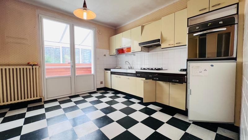 Maison - 116 m² - 6 pièces