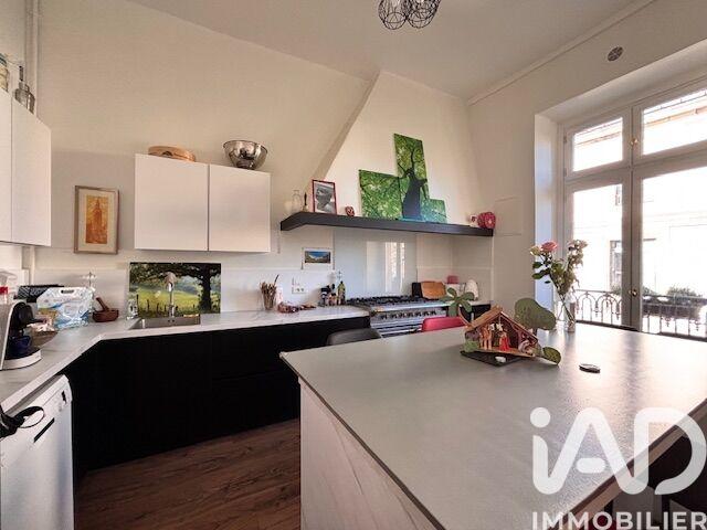 Appartement - 178 m² - 6 pièces