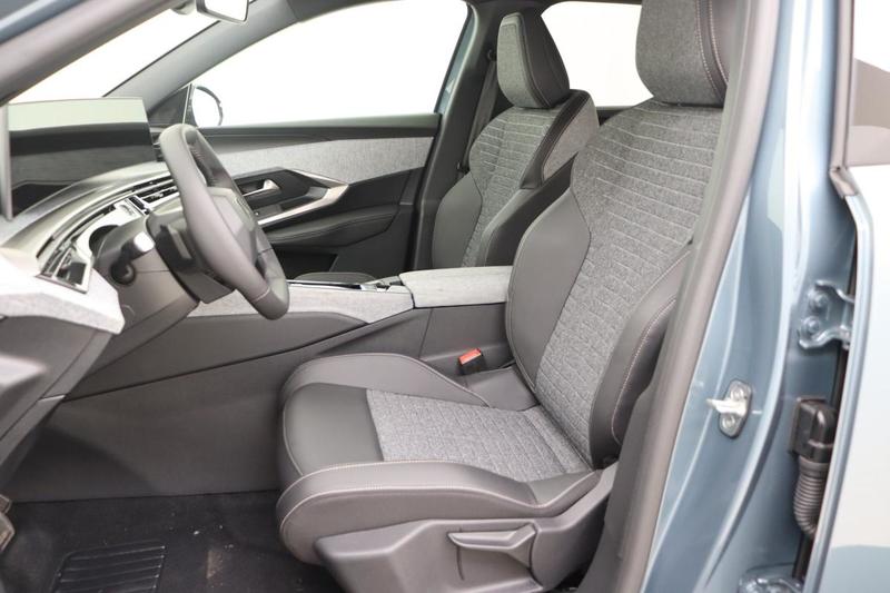 Peugeot 5008 III 1.2 Hybrid 145 Allure E-Dcs6