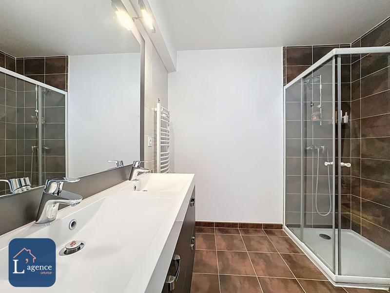 Appartement - 112 m² - 5 pièces