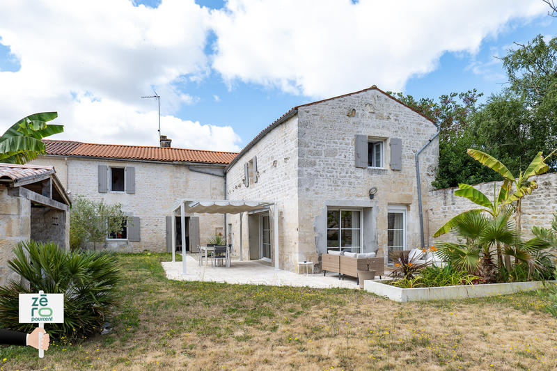 Maison - 209 m² - 7 pièces