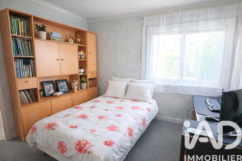 Maison - 204 m² - 8 pièces