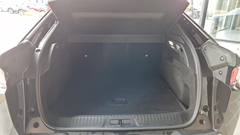 Peugeot 3008 II Hybrid 136 e-Dcs6 Allure Pack