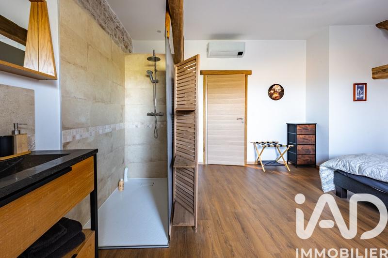 Maison - 300 m² - 9 pièces