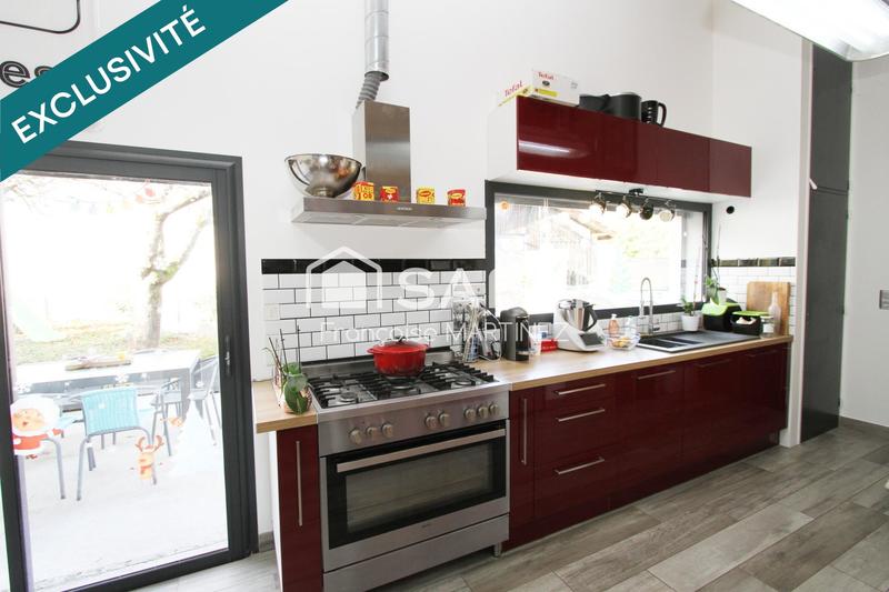 Maison - 130 m² - 6 pièces