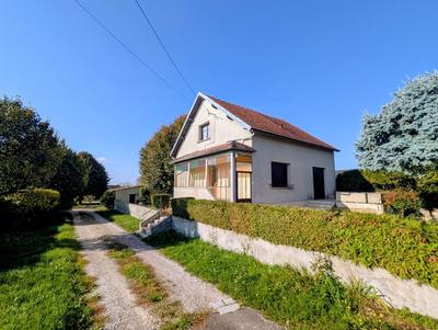 Maison - 81 m² - 5 pièces