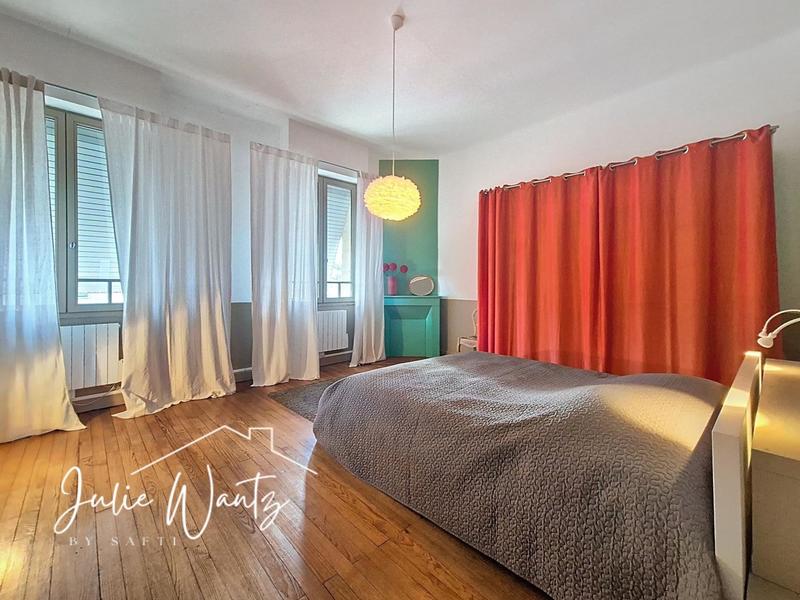 Maison - 170 m² - 6 pièces