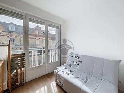 Appartement - 65 m² - 5 pièces