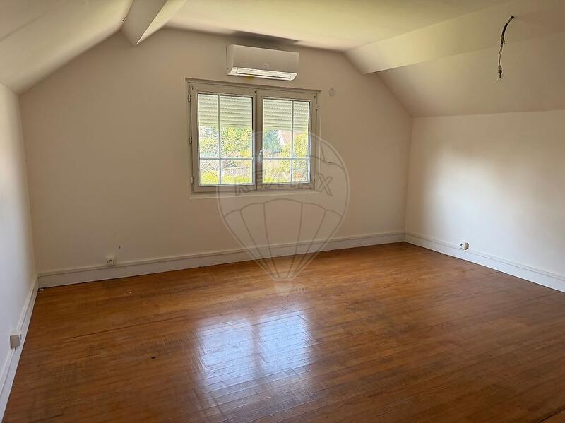 Maison - 106 m² - 5 pièces