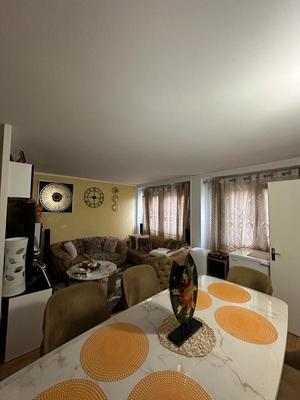 Appartement ancien - 64 m² - 3 pièces