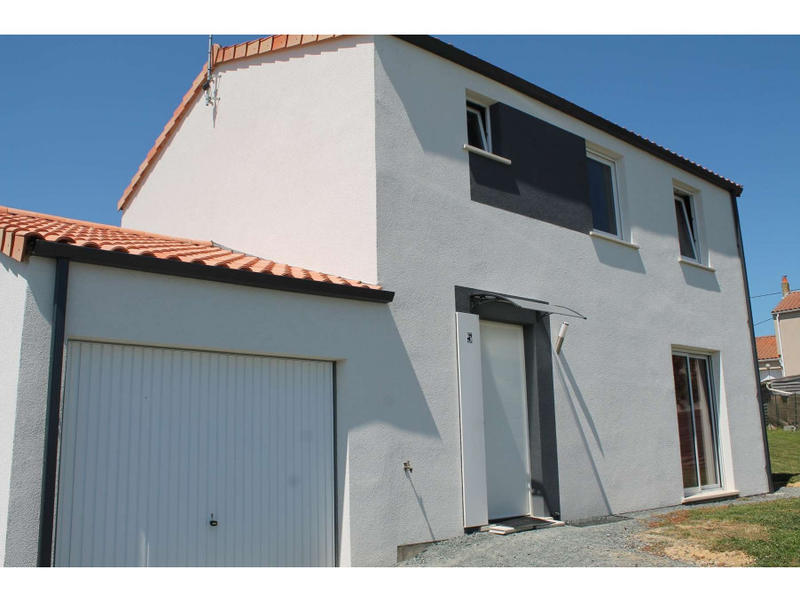 Maison - 110 m² - 6 pièces